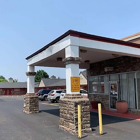 Super 8 By Wyndham Youngstown Girard Luaran gambar